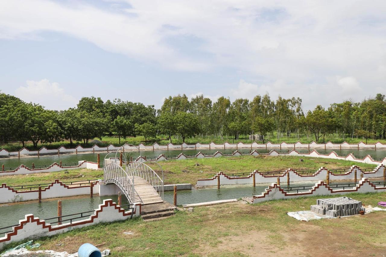 Capital O 49279 Chhab Chhaba Chhab Water Fun Park & Resort Damka Kültér fotó